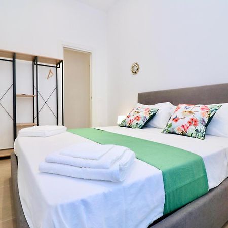 Fly Zone Naples Bed & Breakfast Екстериор снимка