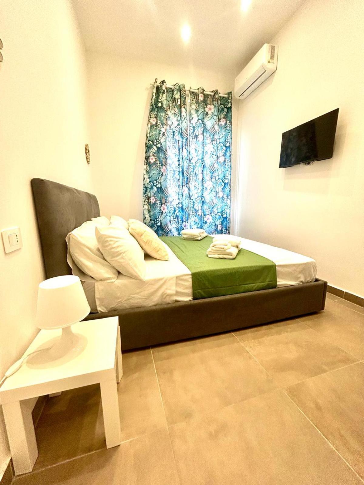 Fly Zone Naples Bed & Breakfast Екстериор снимка