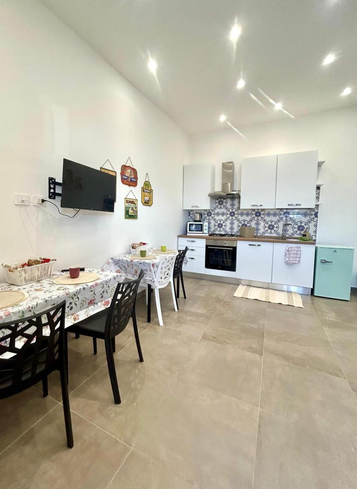 Fly Zone Naples Bed & Breakfast Екстериор снимка